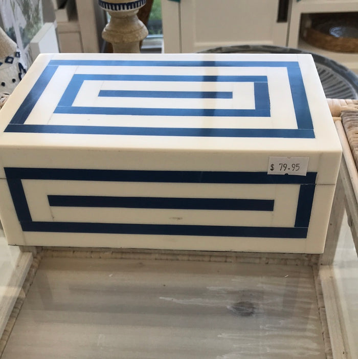 Jonas box Large