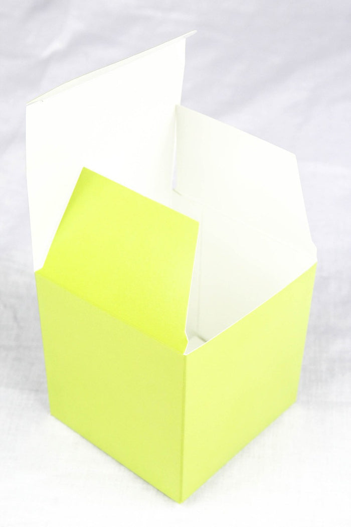 12 pcs, 4"x4"- Favor Box