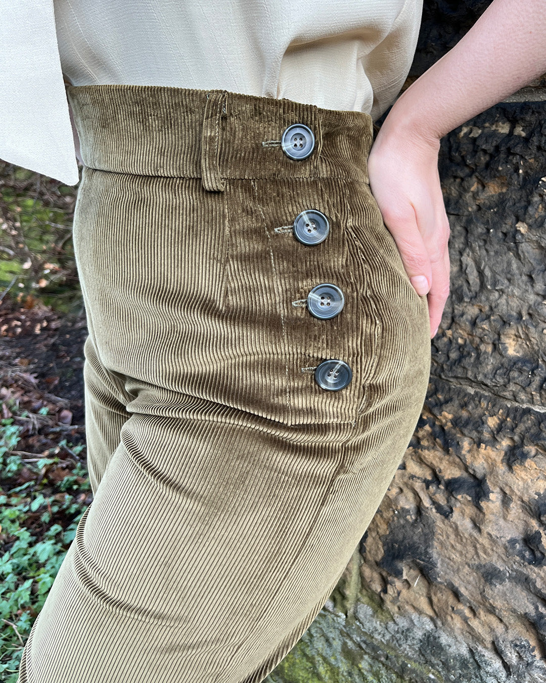 Landgirl Breeches - Deep Olive Corduroy