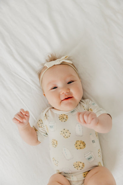 Short Sleeve Bodysuit - Chip