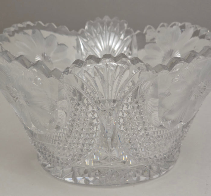 Cut glass bowl American brilliant period