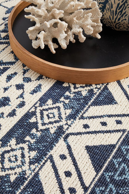 Outdoor White Blue Rug