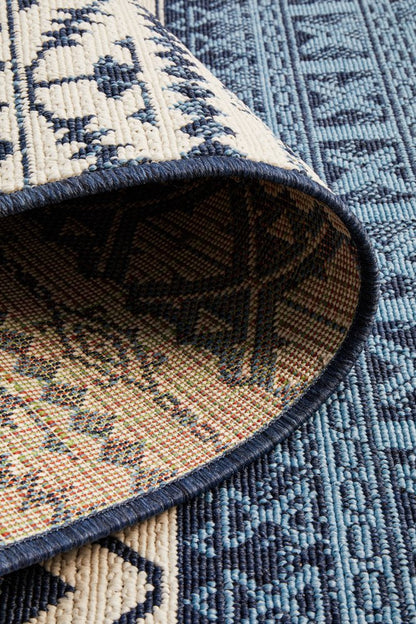 Outdoor White Blue Rug