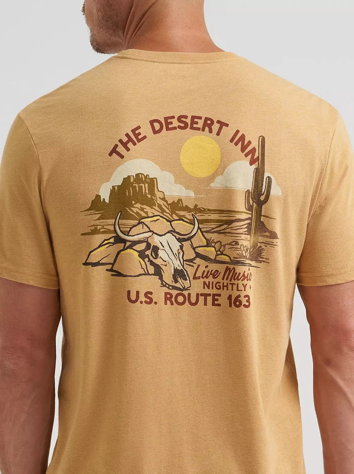 Wrangler Men's The Desert Inn Back Graphic T-Shirt in Apple Cinnamon Heather